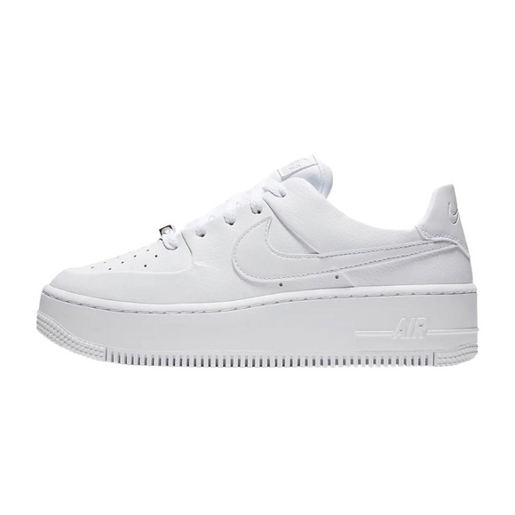 Nike Air Force 1 Sage Low Top White Size 10 Sneaker Lifestyle AR5339 - Picture 1 of 11